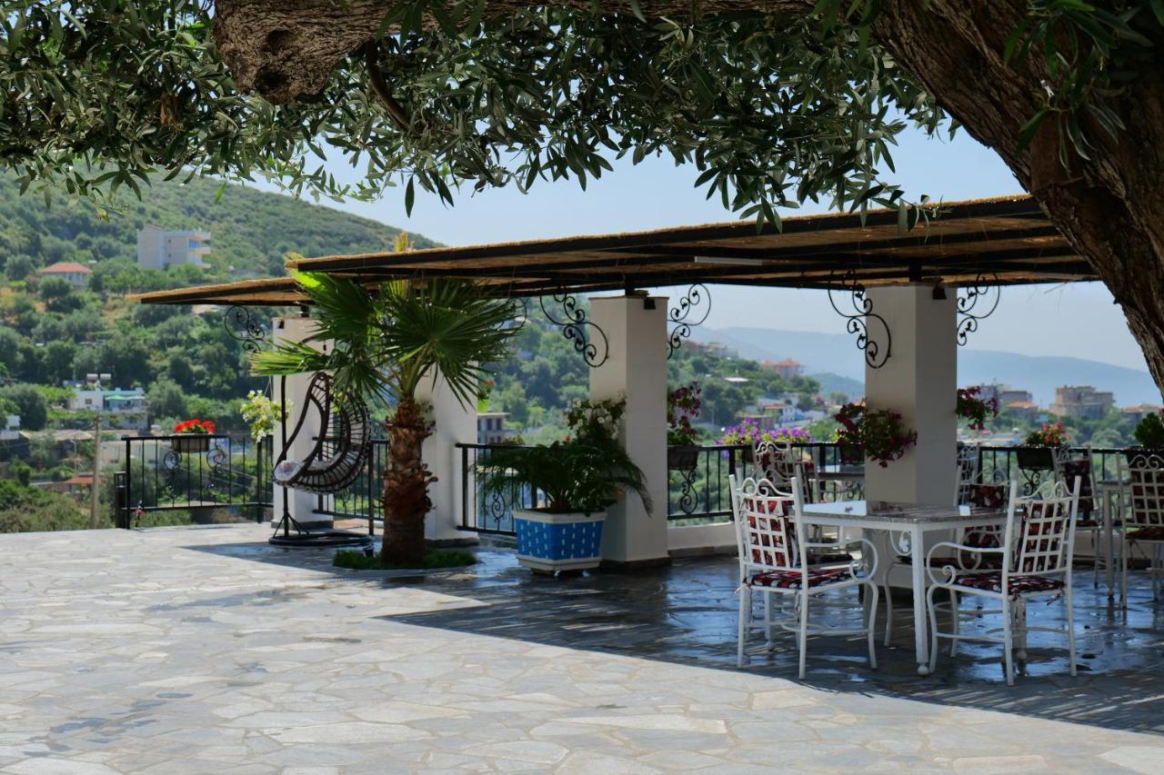 Hotel Panorama Piqeras Buitenkant foto