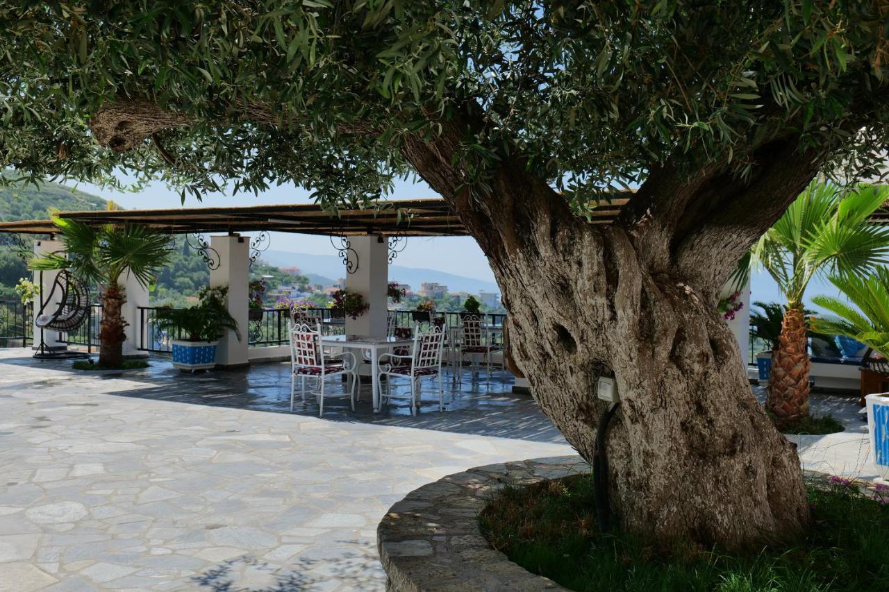 Hotel Panorama Piqeras Buitenkant foto
